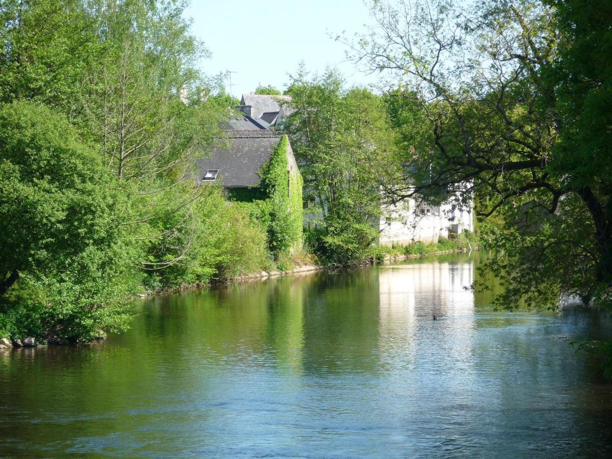 Auberge De Jeunesse Hi 蓬蒂维 外观 照片